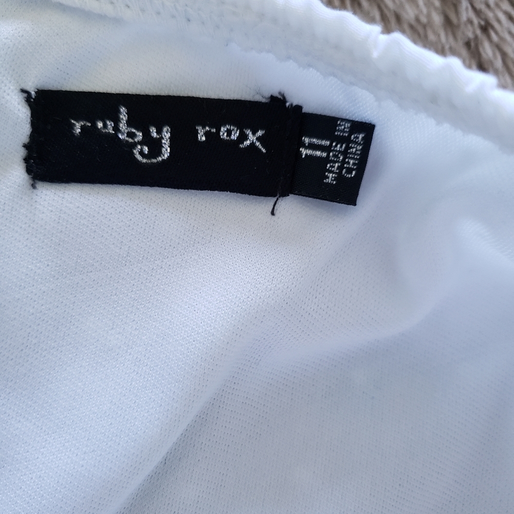 Ruby Rox dress - Picture 5 of 6